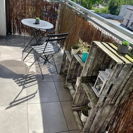 Apartament Solna 80 - Centrum Miasta Z Podziemnym Garazem Кельце Экстерьер фото