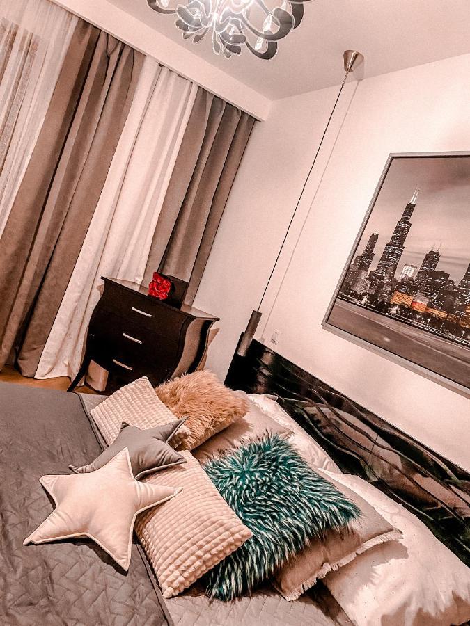 Apartament Solna 80 - Centrum Miasta Z Podziemnym Garazem Кельце Экстерьер фото
